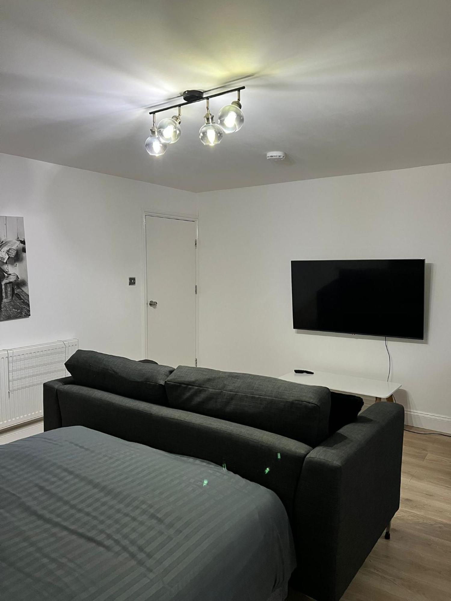 Cosy Guest House In Whitechapel London Eksteriør billede